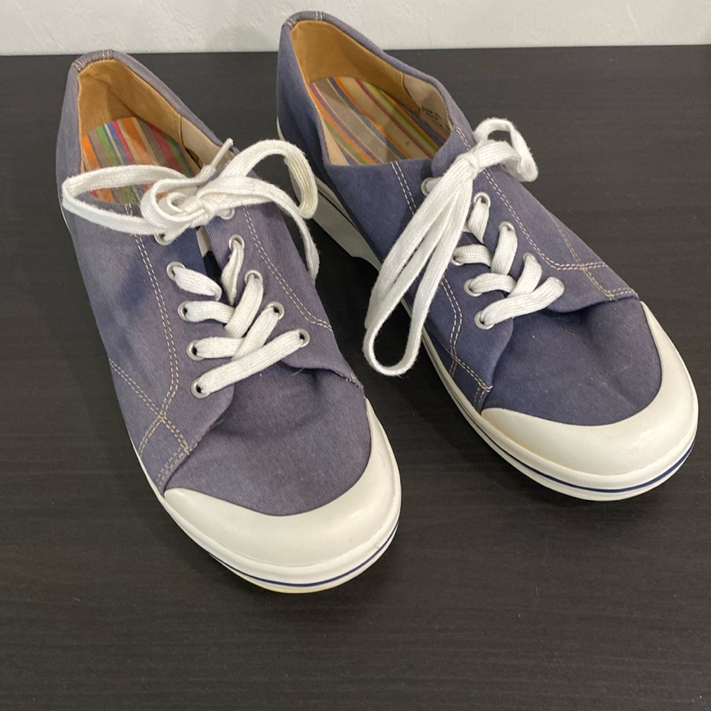 Dansko workwear  sneakers 9.5